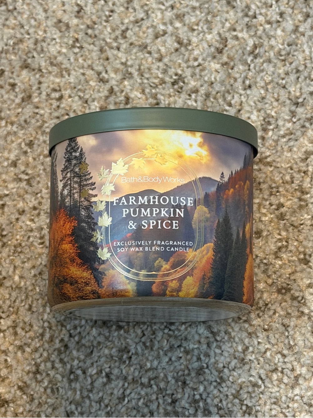 New Bath & Body Works Farmhouse Pumpkin & Spice 3-wick Candle